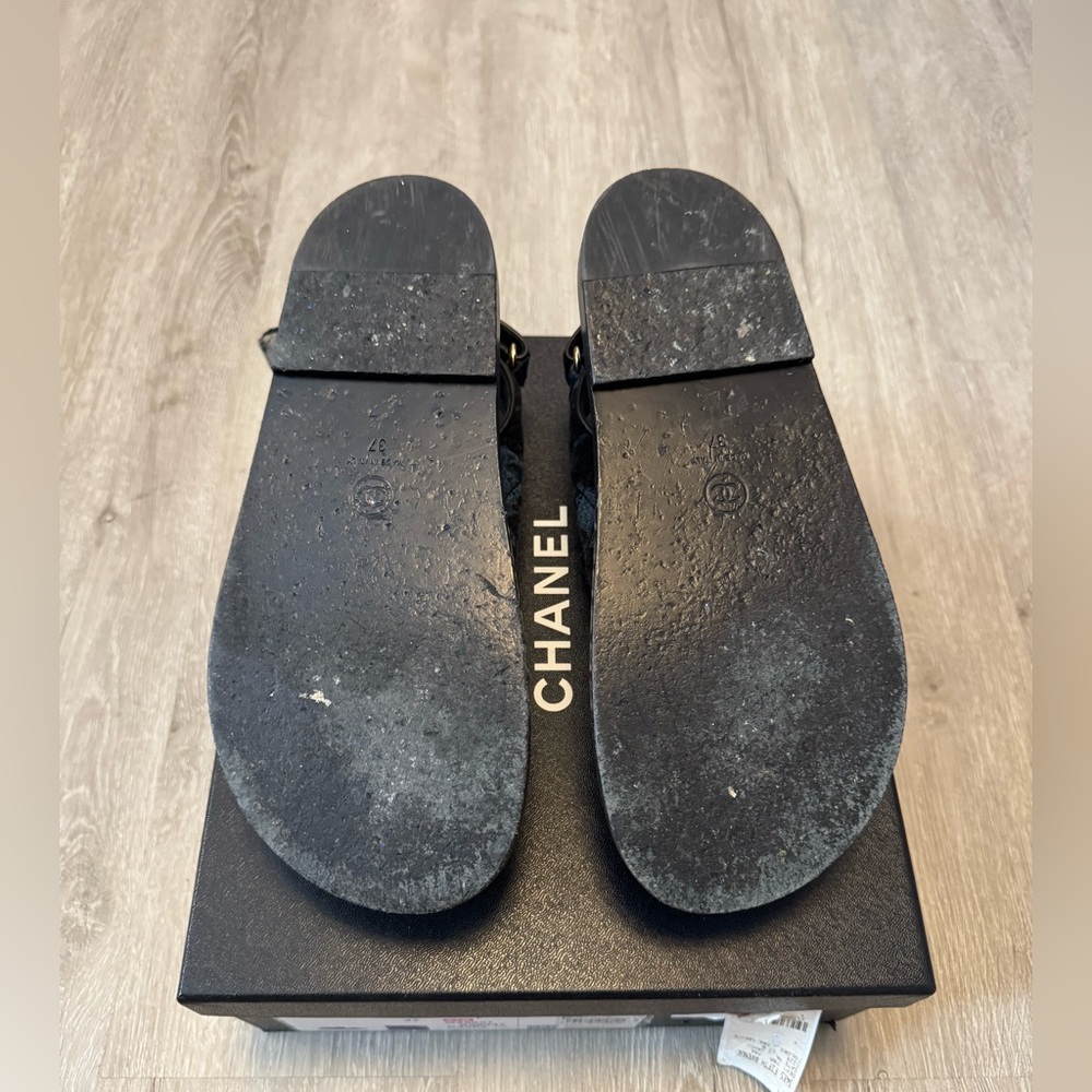 Chanel Blue Quilted Sandals with Gold Accents - Picture 5 of 12